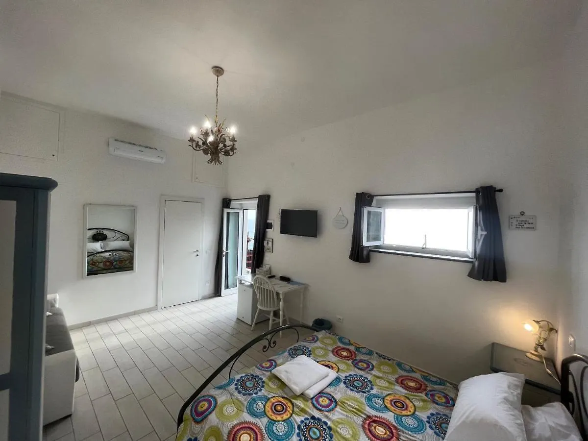 Villa Pecunia Riomaggiore Guest house